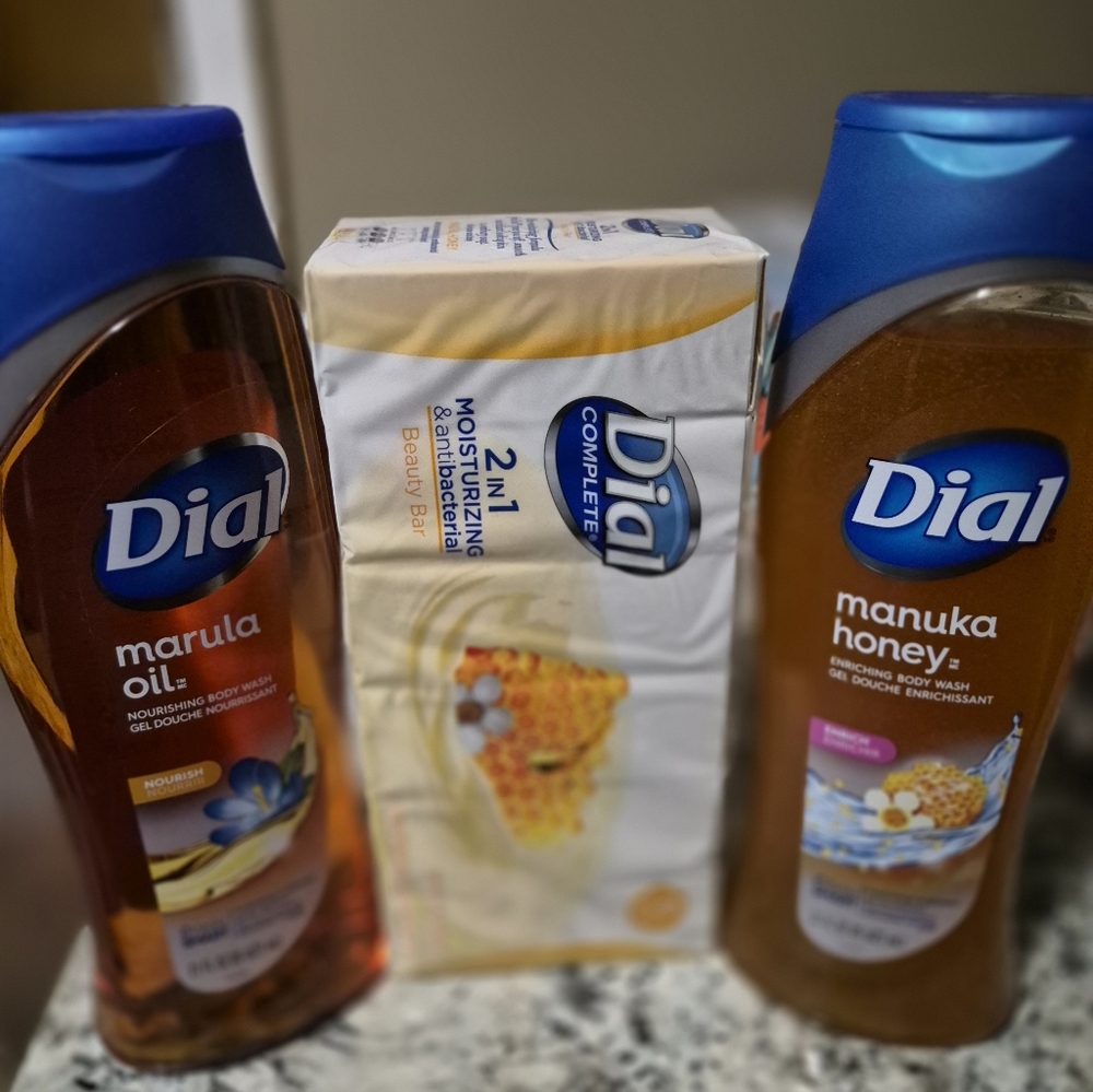 Dial Body Wash & Bar Soap Bundle - Marula Oil & Manuka Honey - Amber and Blue